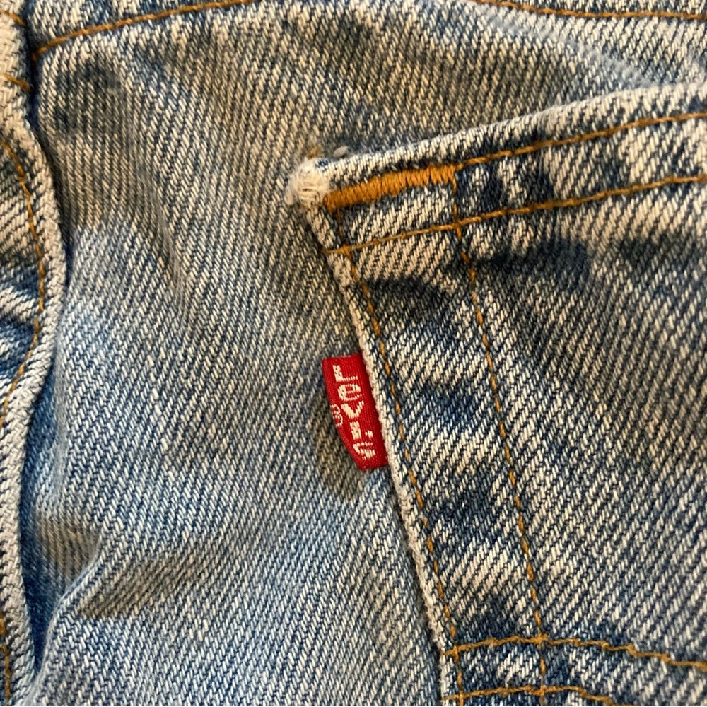 Vintage Levi’s 560 Jeans Denim Loose Fit Tapered Leg Size 40x32 Retro Light Wash - Picture 10 of 11